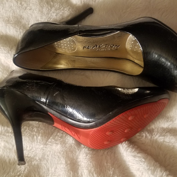 Sexy black heels with red bottom - Picture 2 of 5